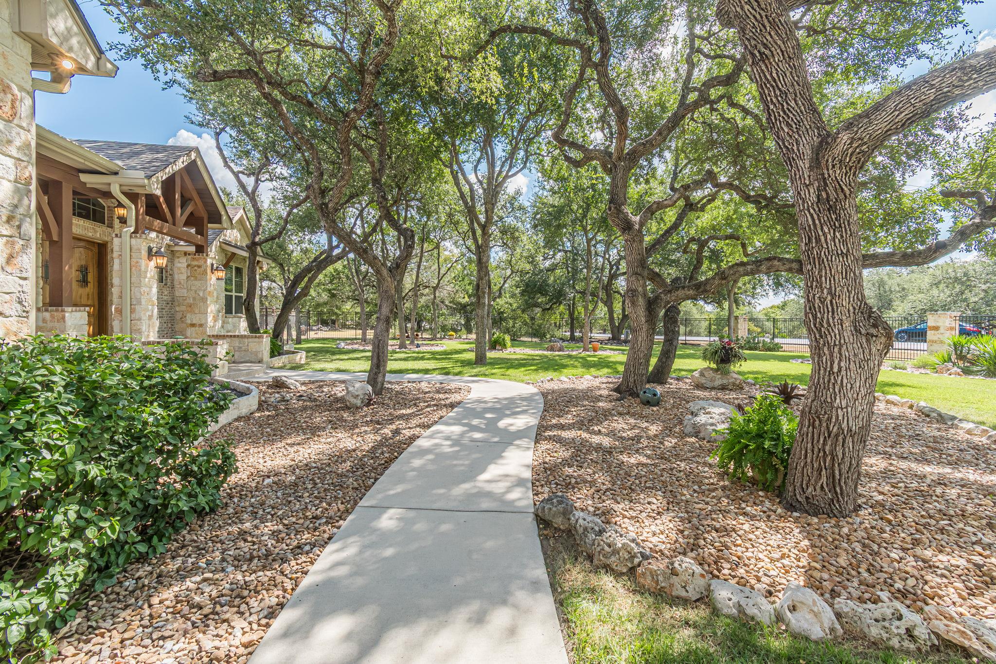 715 Long Ridge RDG