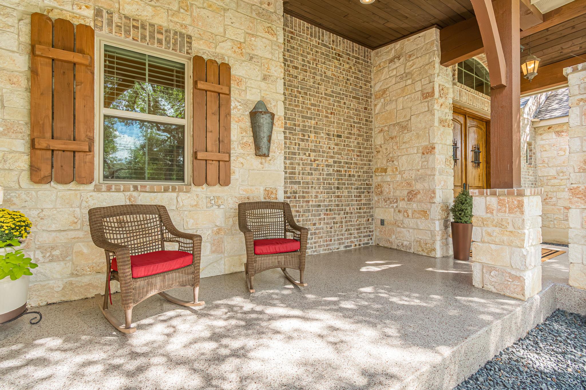 715 Long Ridge RDG