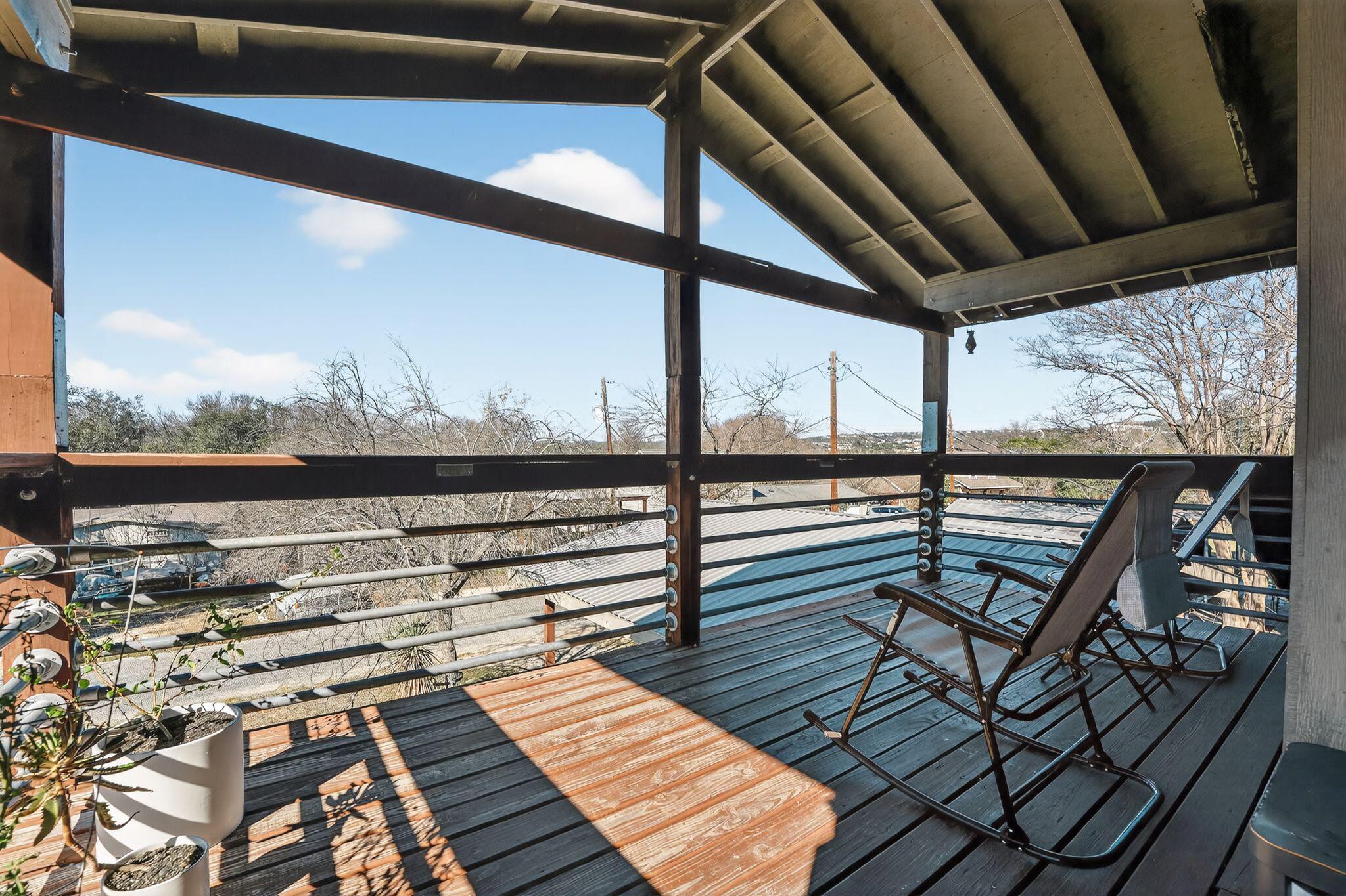 2401 De Soto DR