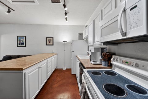 Tiny photo for 2401 De Soto DR, Austin, TX 78733 (MLS # 9694179)