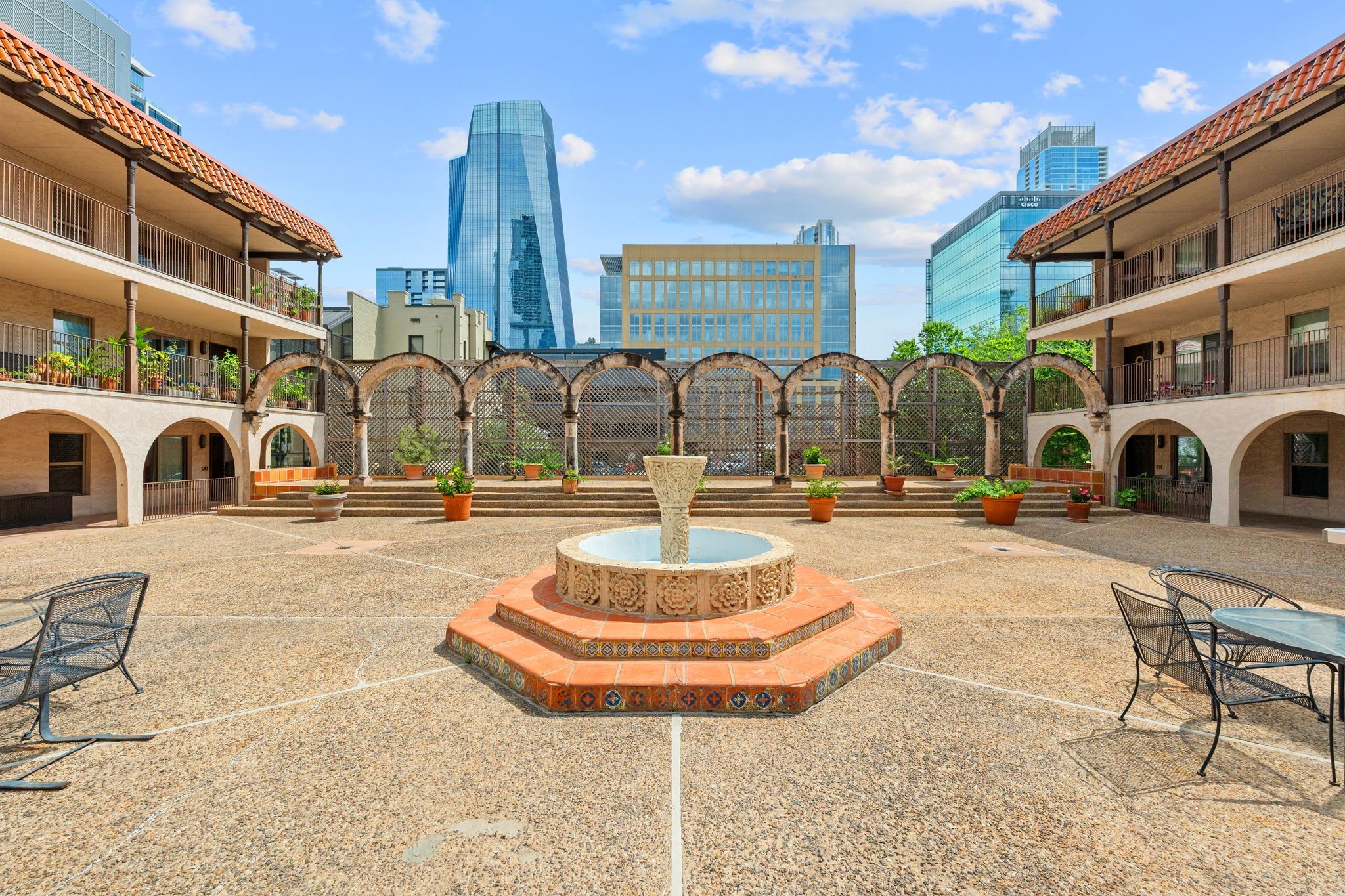 505 W 7th ST 308