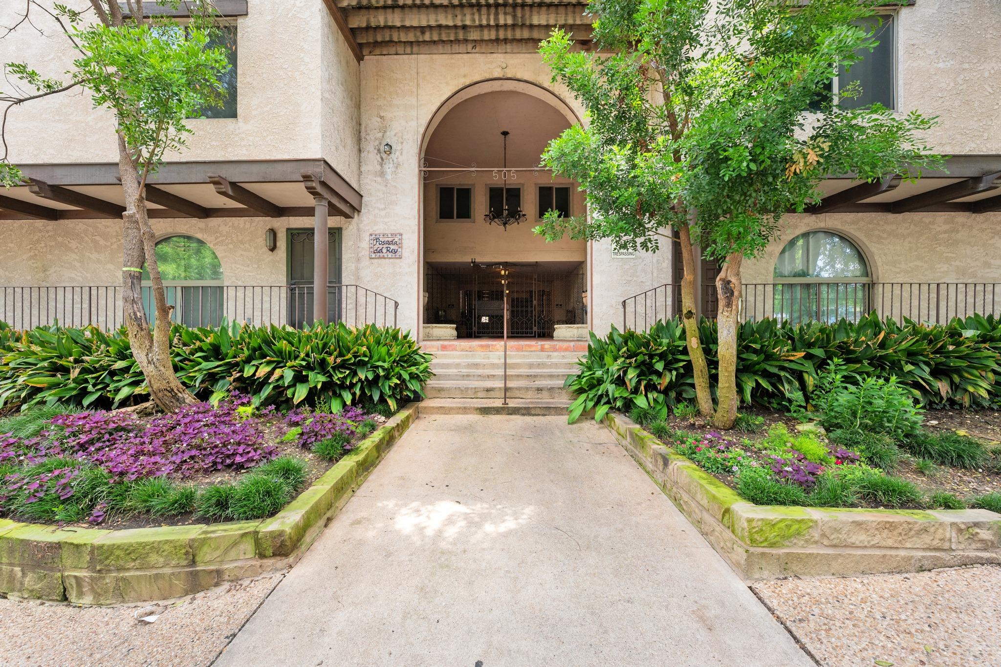 505 W 7th ST 308