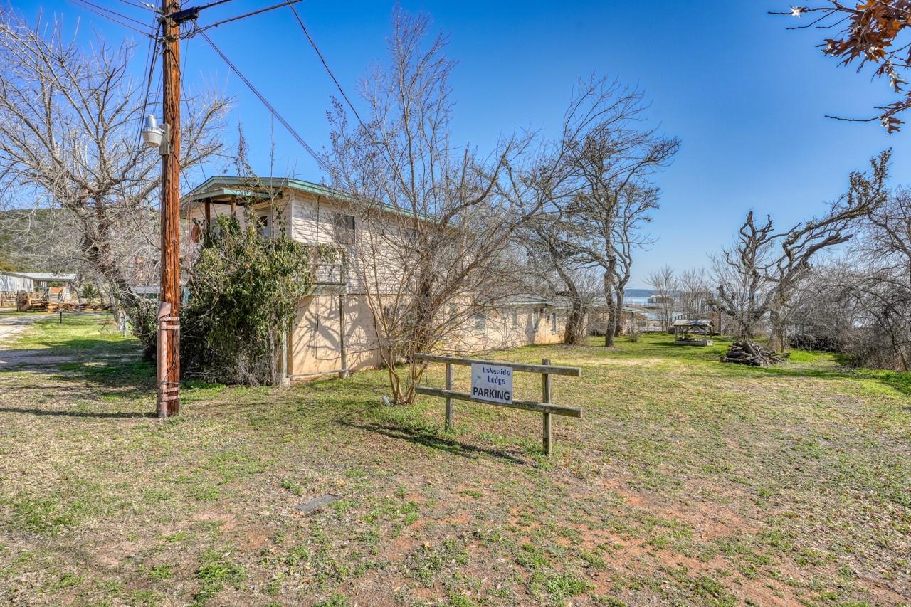 201 Lakewood DR