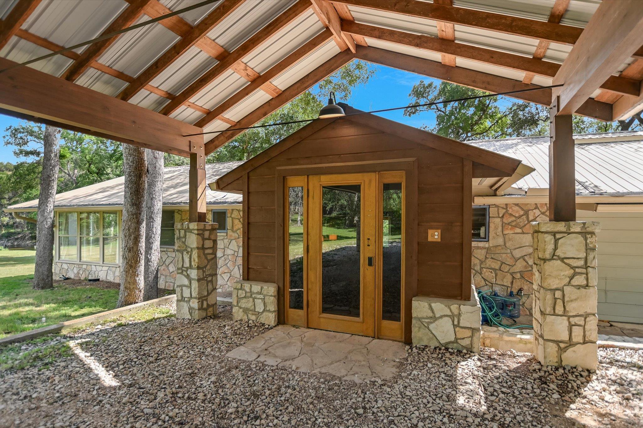 505 Deer Lake RD