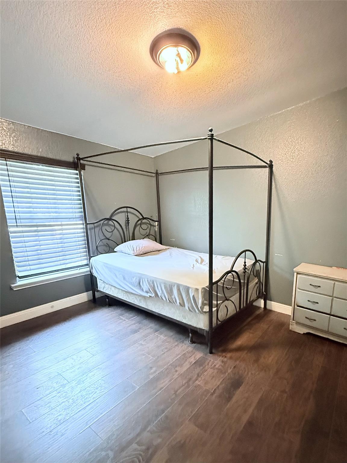 Austin, Texas 78725, United States, 5 Bedrooms Bedrooms, ,2 BathroomsBathrooms,Residential,Active,141651