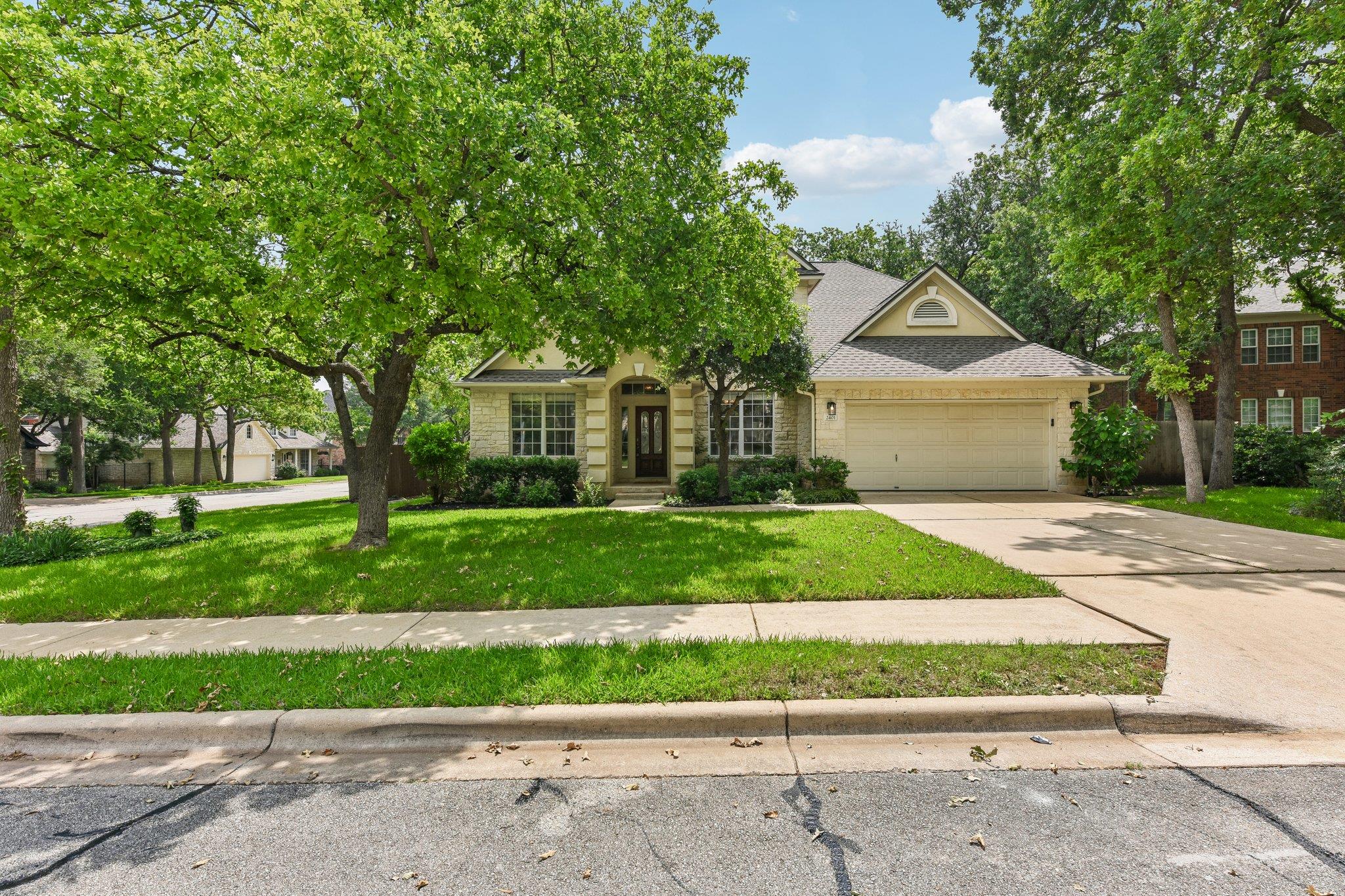 2401 Berwick CV