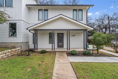 Photo of 201 E 35th ST #B, Austin, TX 78705 (MLS # 7644131)