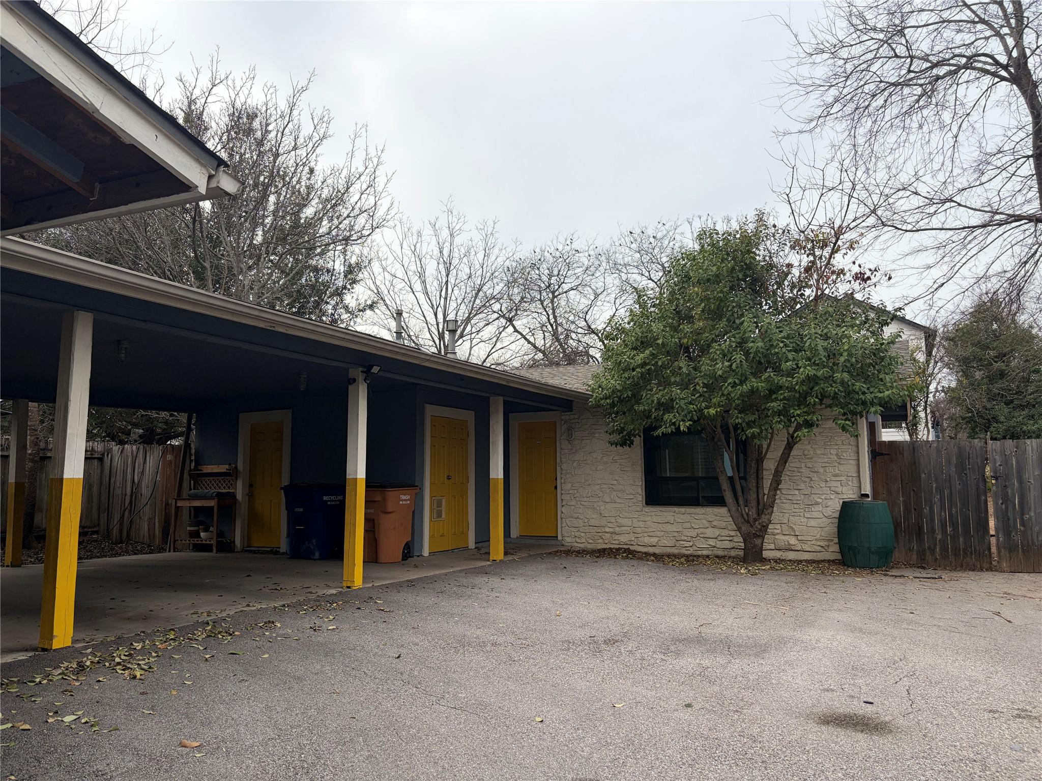 7404 Bethune Ave