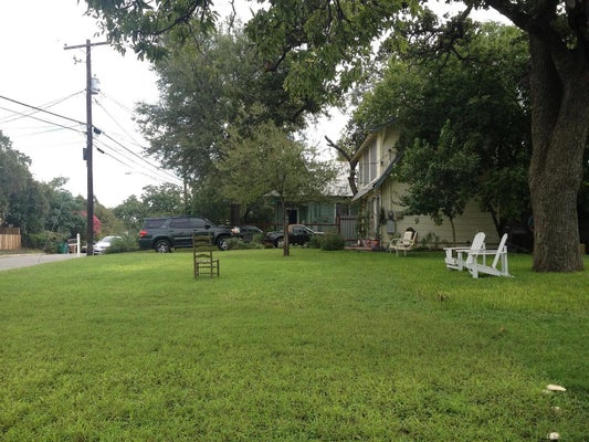 2203 E 13TH ST, AUSTIN, TX 78702 - Image 43d49fb33db9bfe2e82198a4c67e4fee/3575961317