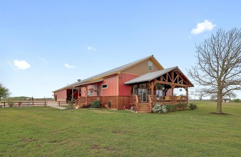 1110 County Road 487 Taylor TX 76574