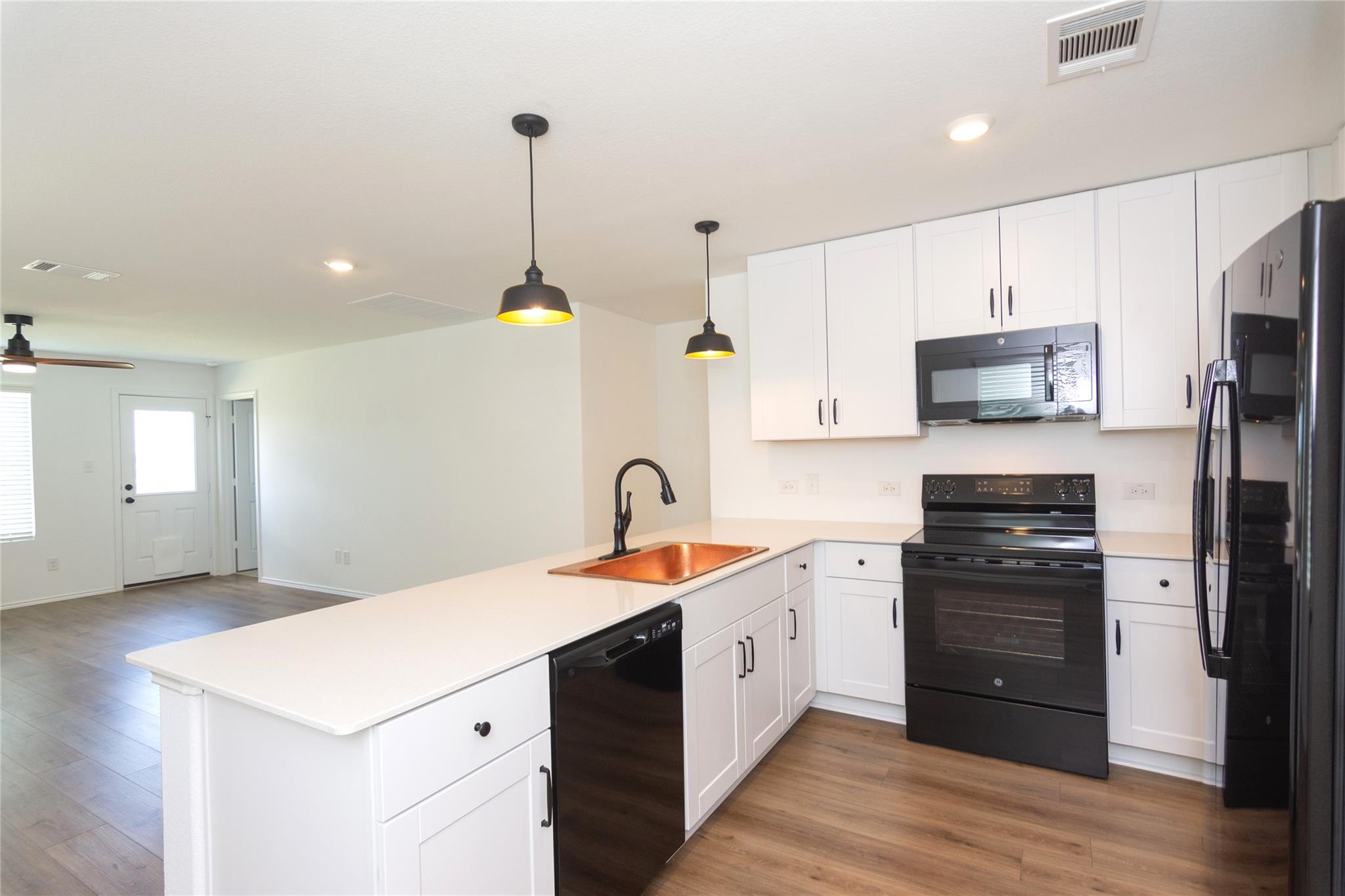 548 Rancho Del Cielo LOOP