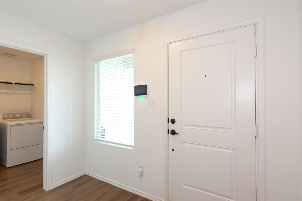 Photo of 548 Rancho Del Cielo LOOP, Jarrell, TX 76537 (MLS # 7534151)