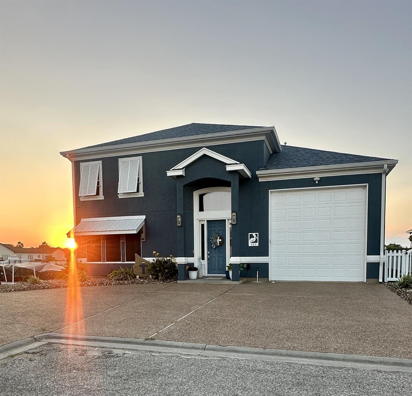113 Tarpon CT