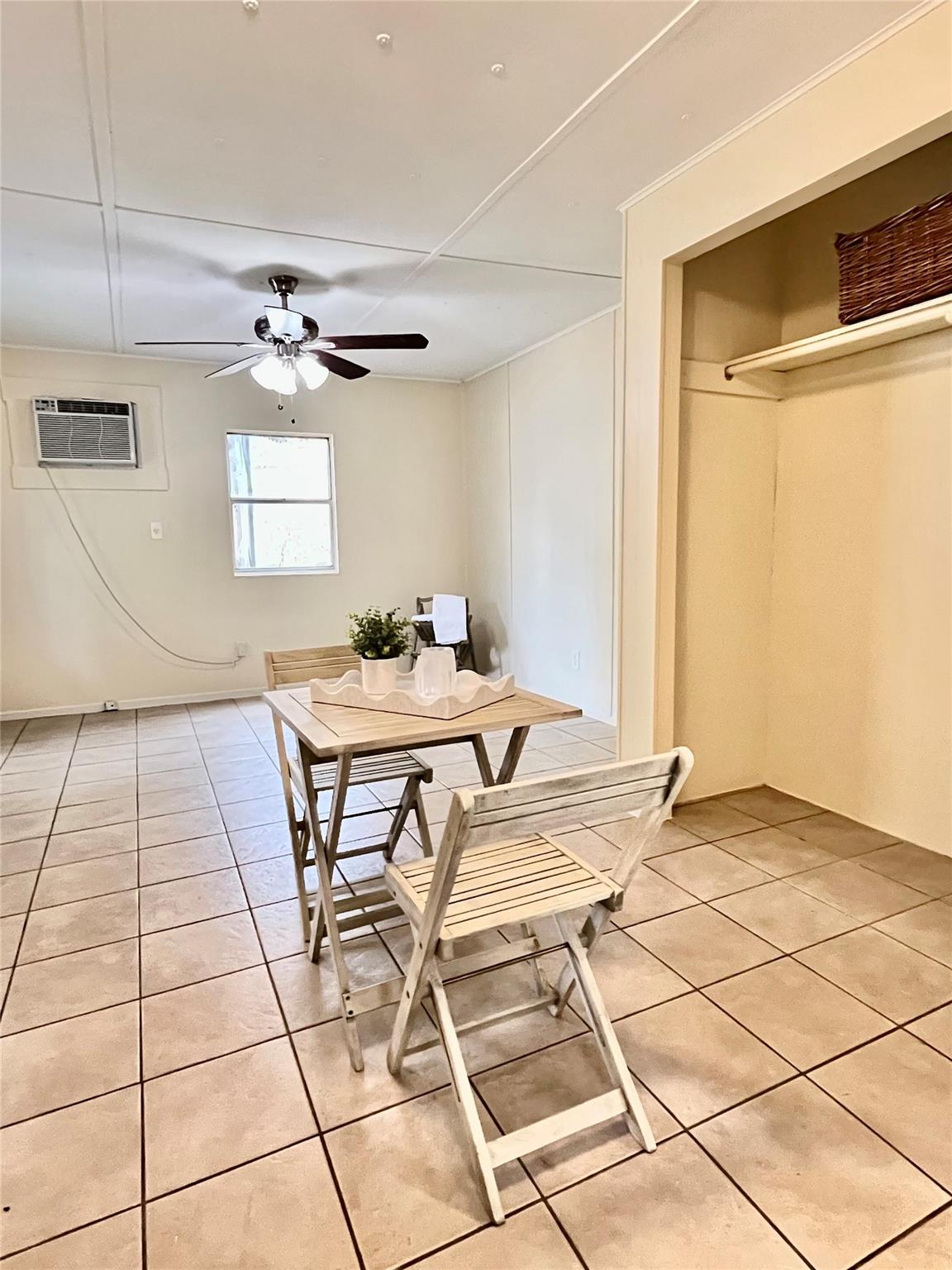 Austin, Texas 78704, United States, 4 Bedrooms Bedrooms, ,3 BathroomsBathrooms,Residential,Active,183480