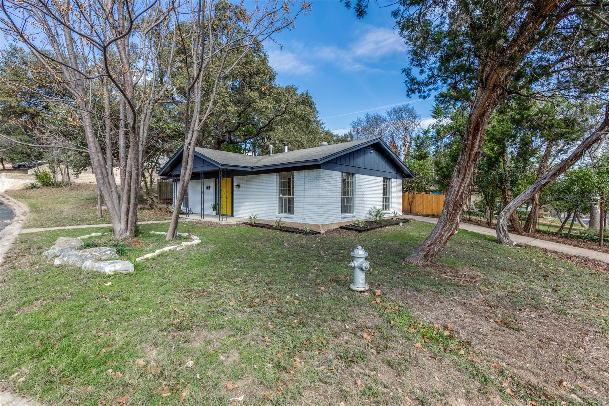 400 Cherry Hill DR