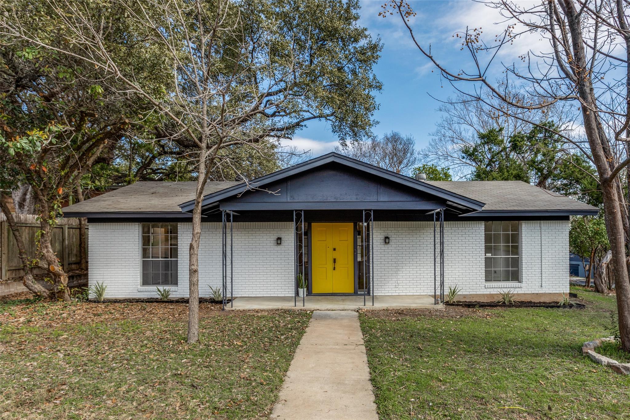 400 Cherry Hill DR