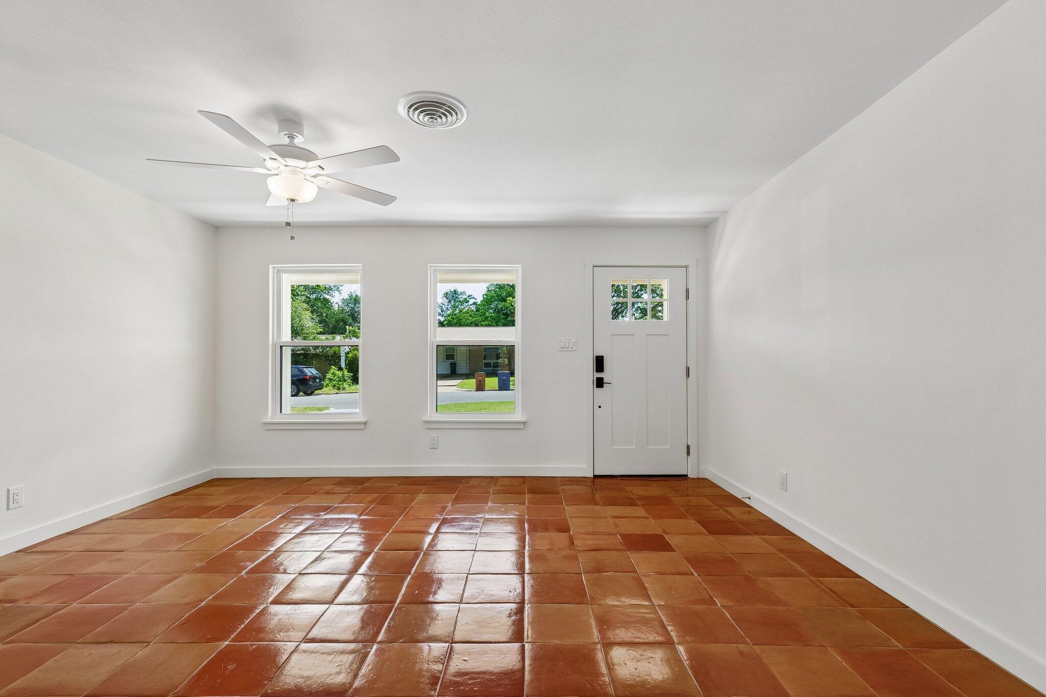 2712 Friar Tuck LN