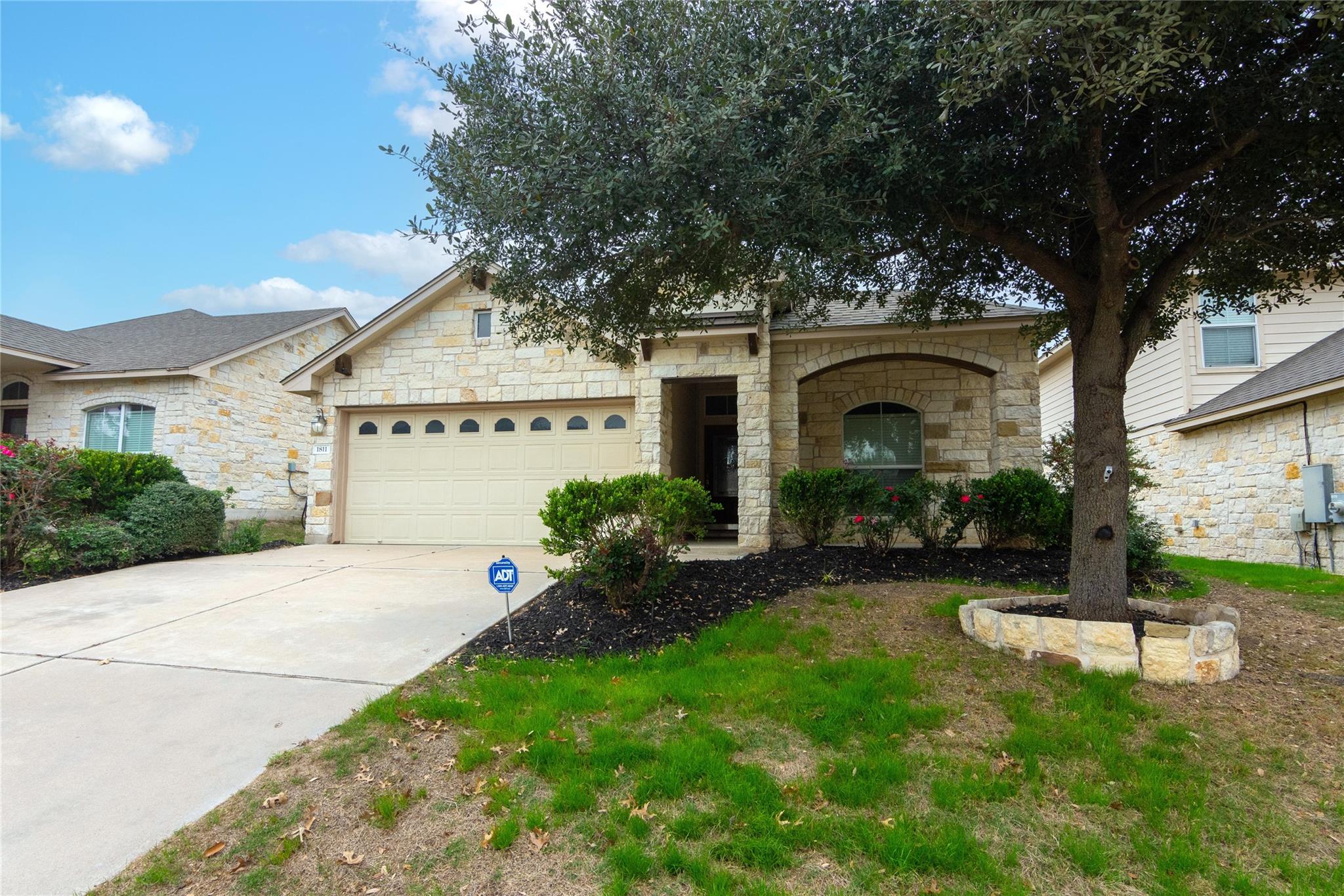 1811 Sand Creek RD