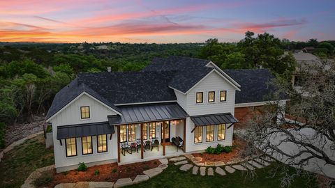 195 Mackay DR Kerrville TX 78028