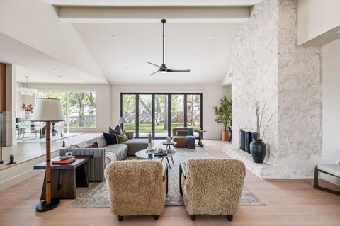 Tiny photo for 10907 Spicewood PKWY, Austin, TX 78750 (MLS # 3917519)