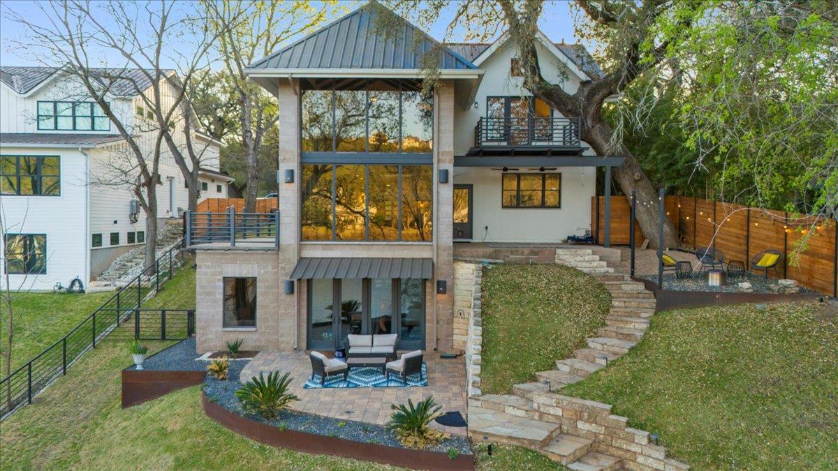1905 Big Horn DR