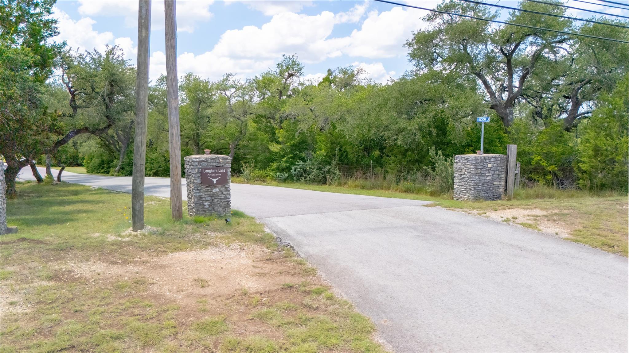 110 Longhorn LN
