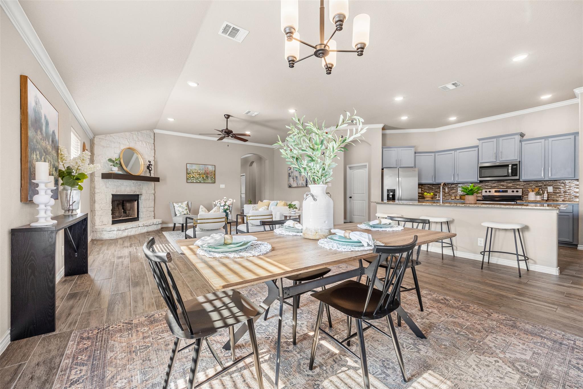 3220 Victoria Meadow DR