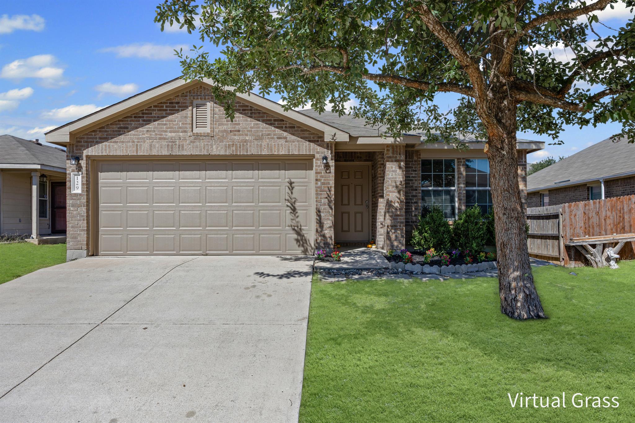 129 Lynn Crest BND