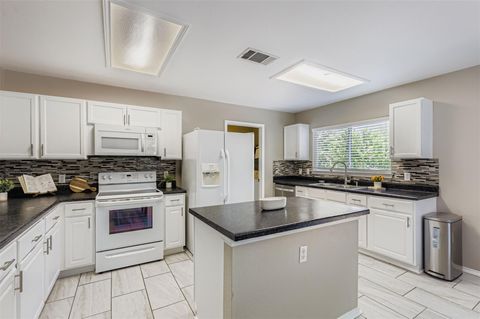 Tiny photo for 904 Justeford DR, Pflugerville, TX 78660 (MLS # 4326442)