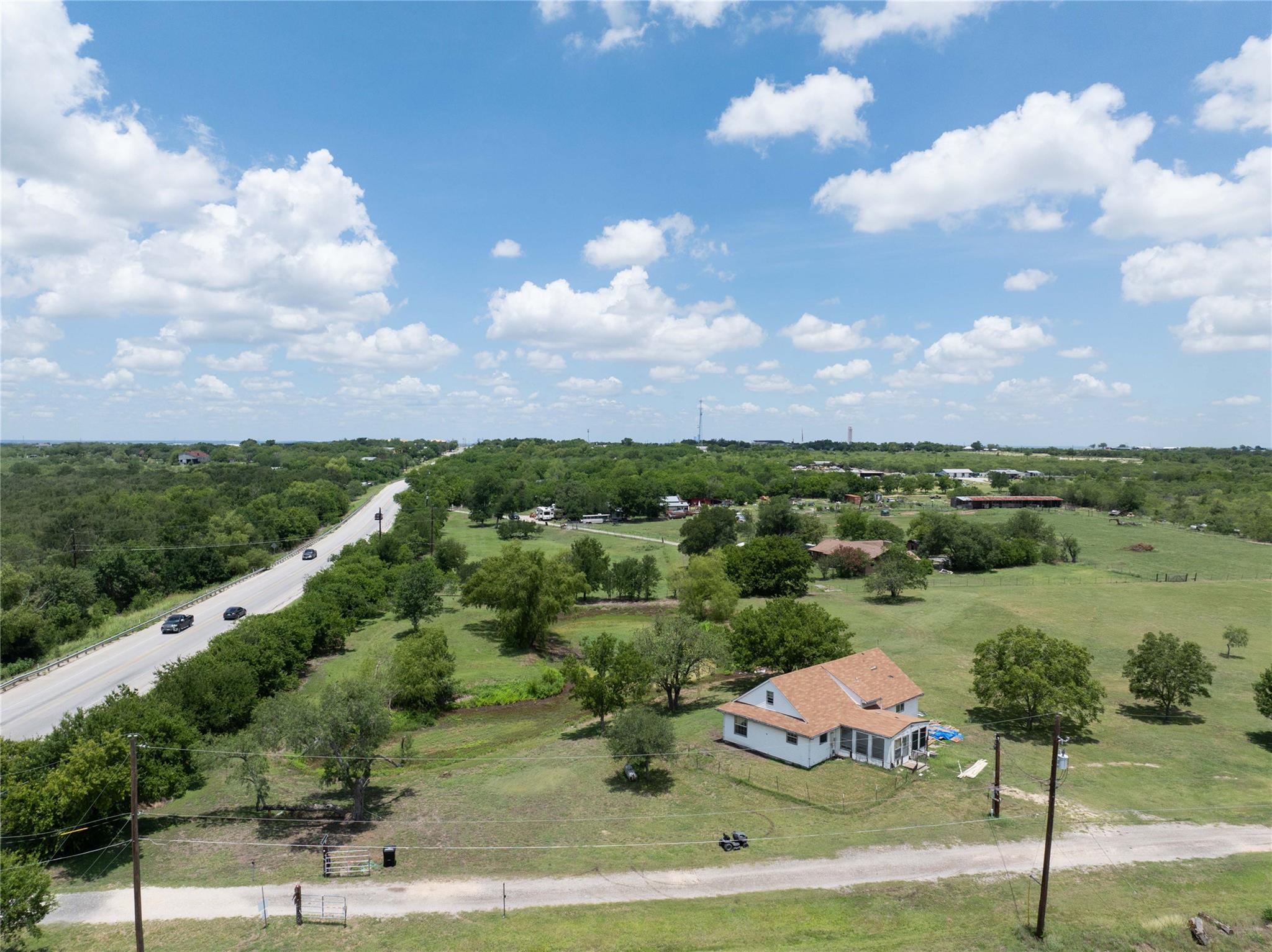 14512 FM 812