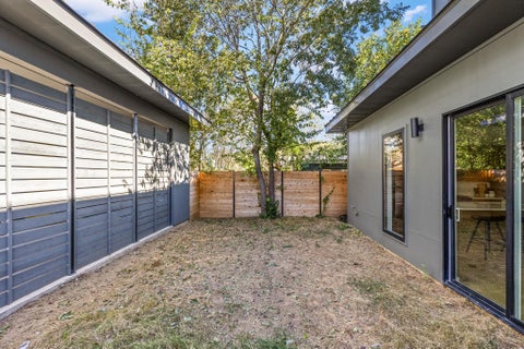 Tiny photo for 4412 S 1st ST #1, Austin, TX 78745 (MLS # 1129358)