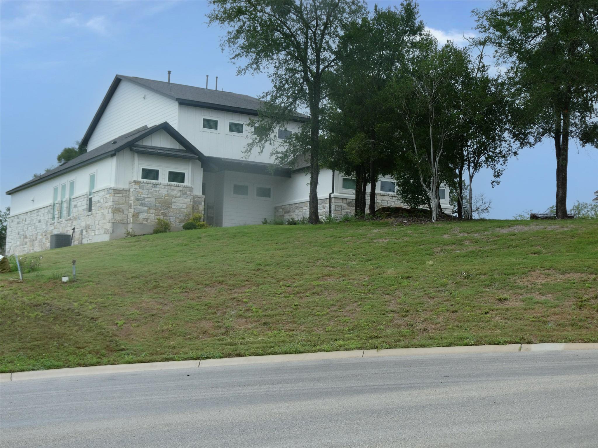 116 MERLIN CT