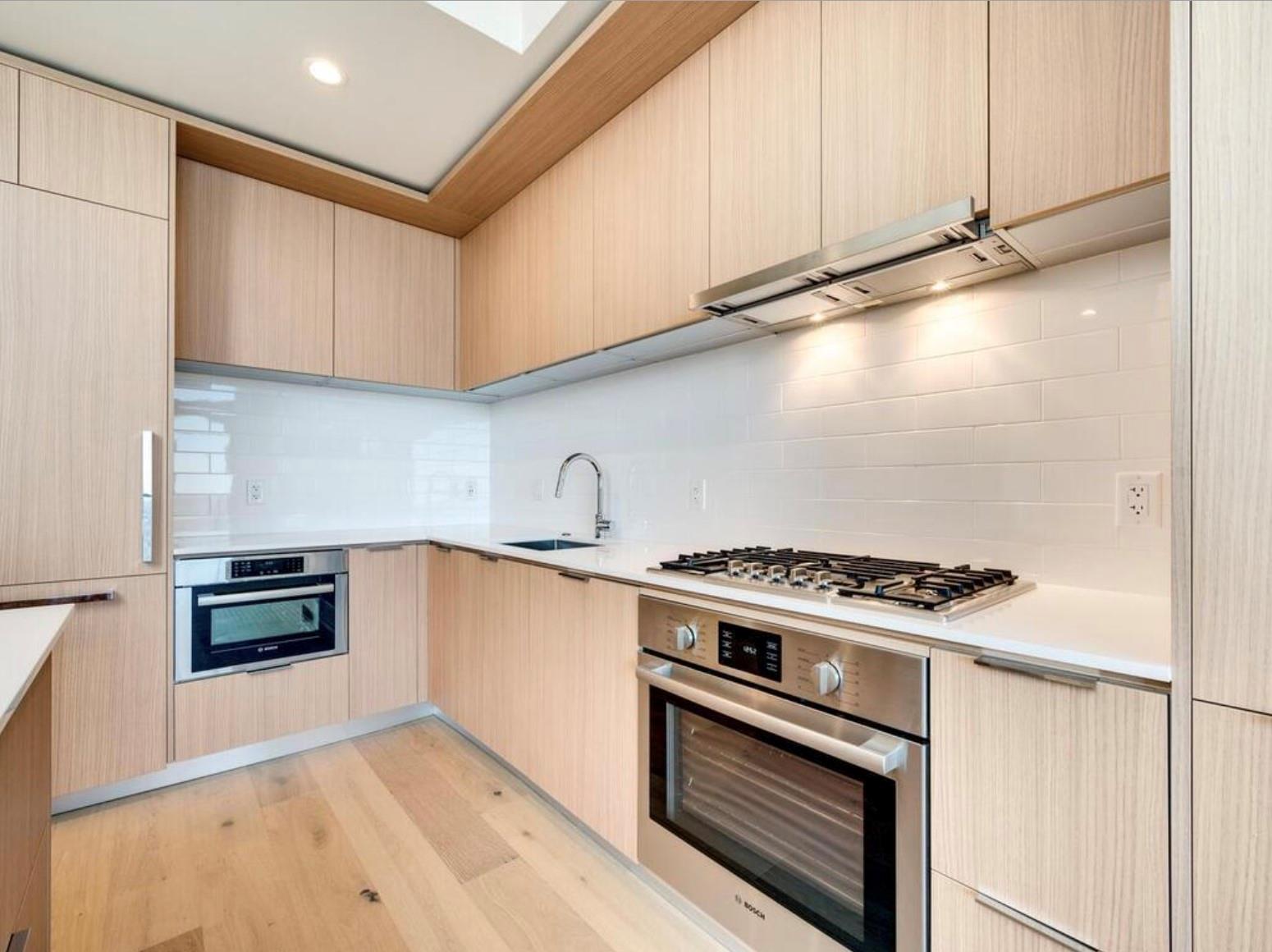 44 East Ave 2808