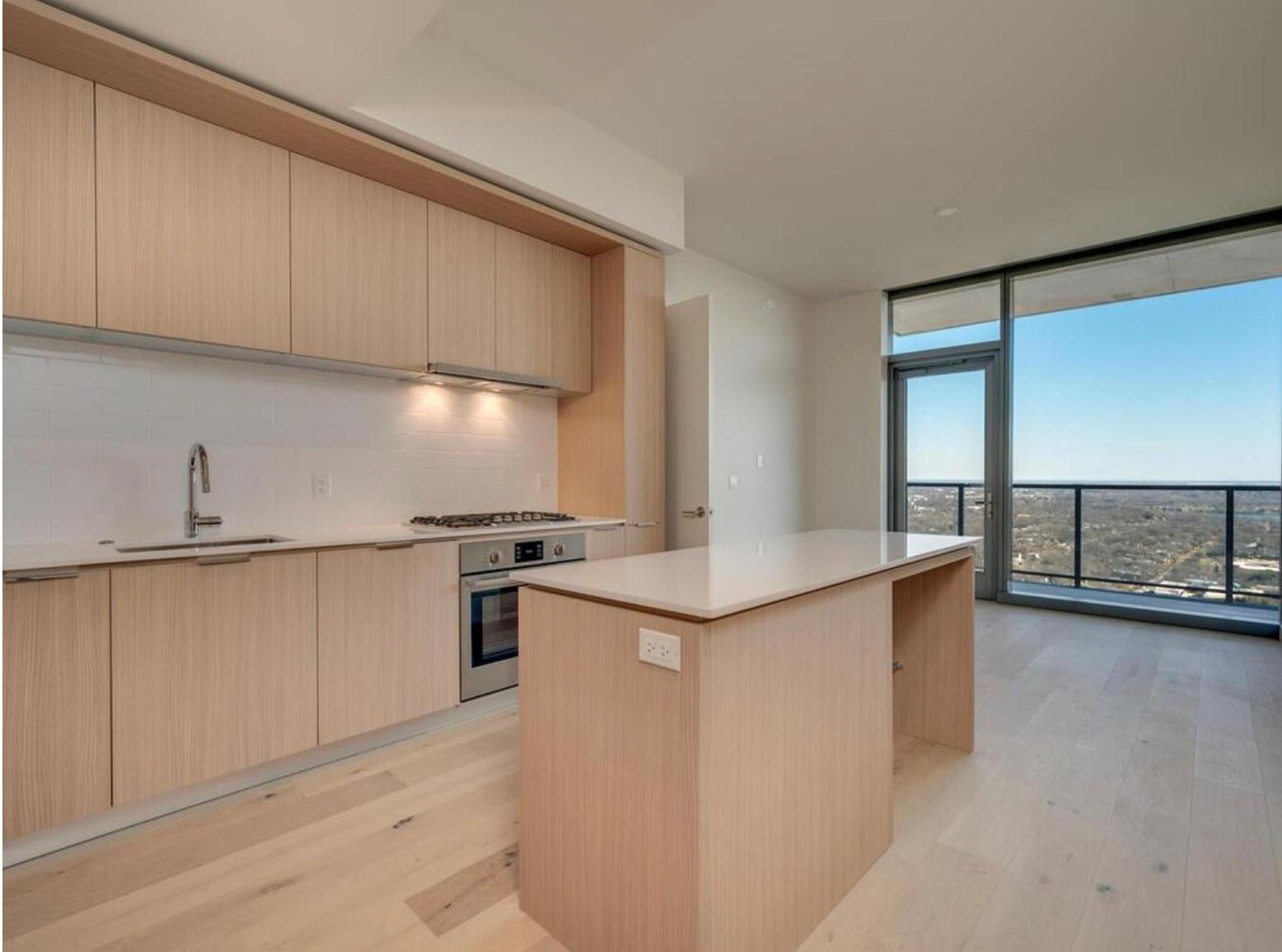 44 East Ave 2808