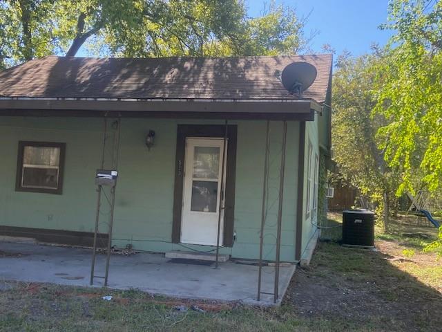 Photo of 523 S Rio Grande ST, Lockhart, TX 78644 (MLS # 2433542)