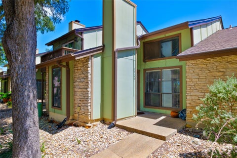 Tiny photo for 1702 Timber Ridge DR, Austin, TX 78741 (MLS # 5950519)
