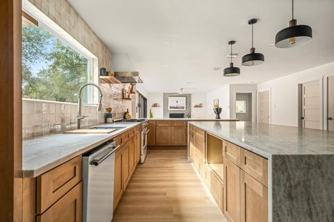 Tiny photo for 5901 Rain Creek PKWY, Austin, TX 78759 (MLS # 6789109)