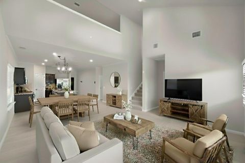 6521 Kauai LN Austin TX 78744