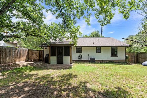 Tiny photo for 10720 Sunny LN, Jonestown, TX 78645 (MLS # 6201865)