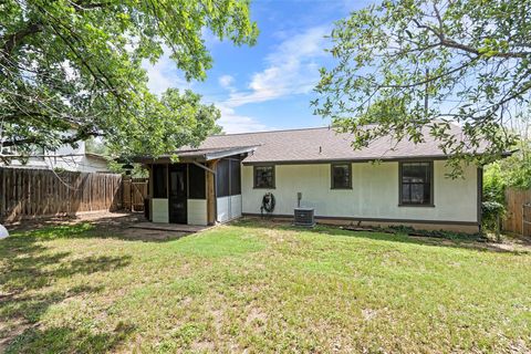 Tiny photo for 10720 Sunny LN, Jonestown, TX 78645 (MLS # 6201865)