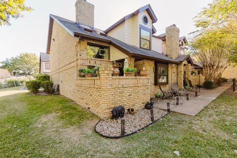 Photo of 10819 Crown Colony DR #40, Austin, TX 78747 (MLS # 4913246)