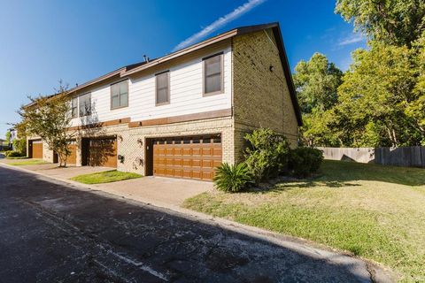 Tiny photo for 10819 Crown Colony DR #40, Austin, TX 78747 (MLS # 4913246)