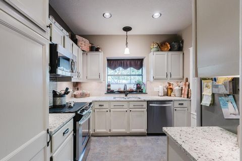 Tiny photo for 10819 Crown Colony DR #40, Austin, TX 78747 (MLS # 4913246)