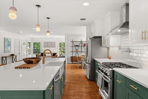Tiny photo for 4903 Shoal Creek BLVD, Austin, TX 78756 (MLS # 9304070)