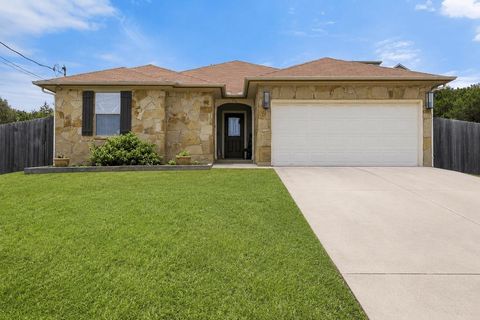 Photo of 714 Newport DR, Spicewood, TX 78669 (MLS # 2442622)