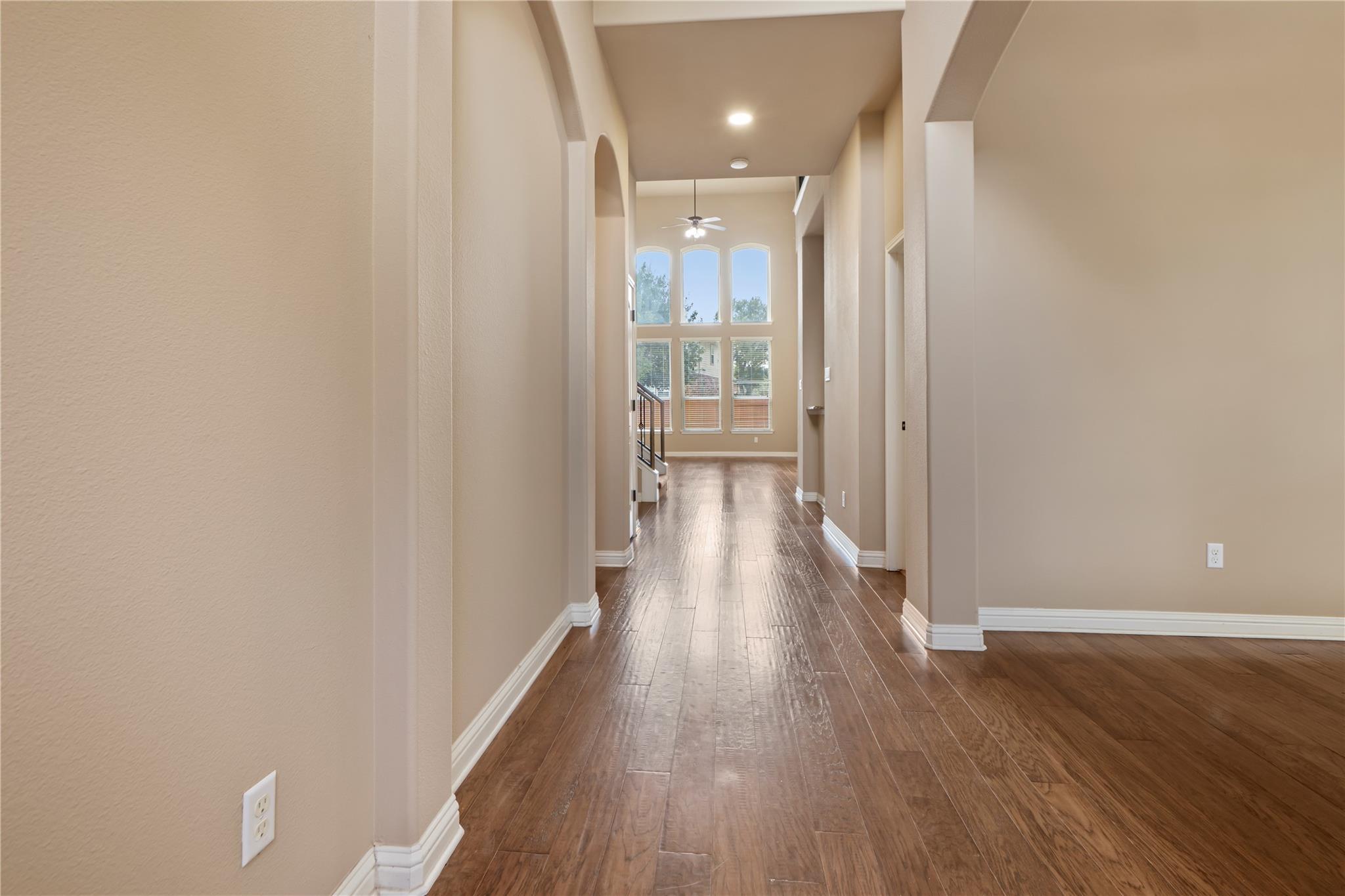 614 Spanish Mustang DR