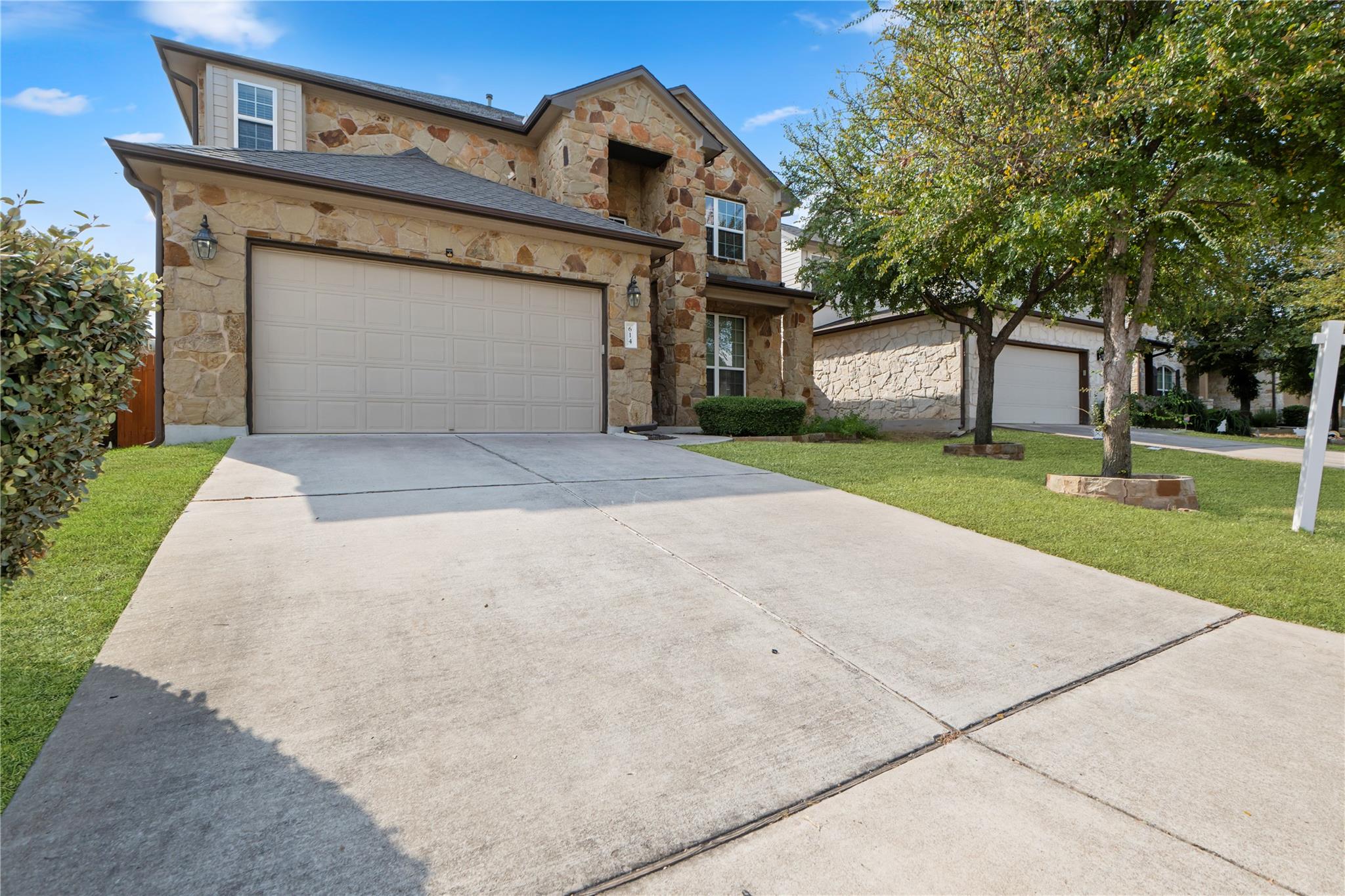 614 Spanish Mustang DR