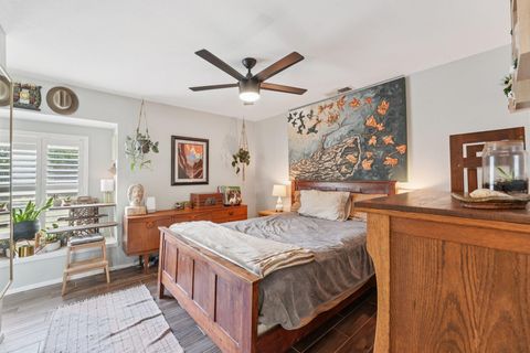 Tiny photo for 1213 S Trace DR, Austin, TX 78745 (MLS # 9063713)
