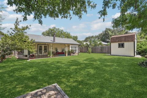 Tiny photo for 1213 S Trace DR, Austin, TX 78745 (MLS # 9063713)