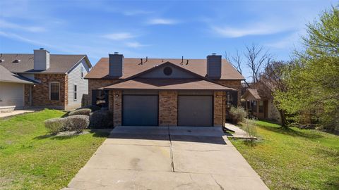 Photo of 317/319 Rawhide LOOP, Round Rock, TX 78681 (MLS # 5624393)